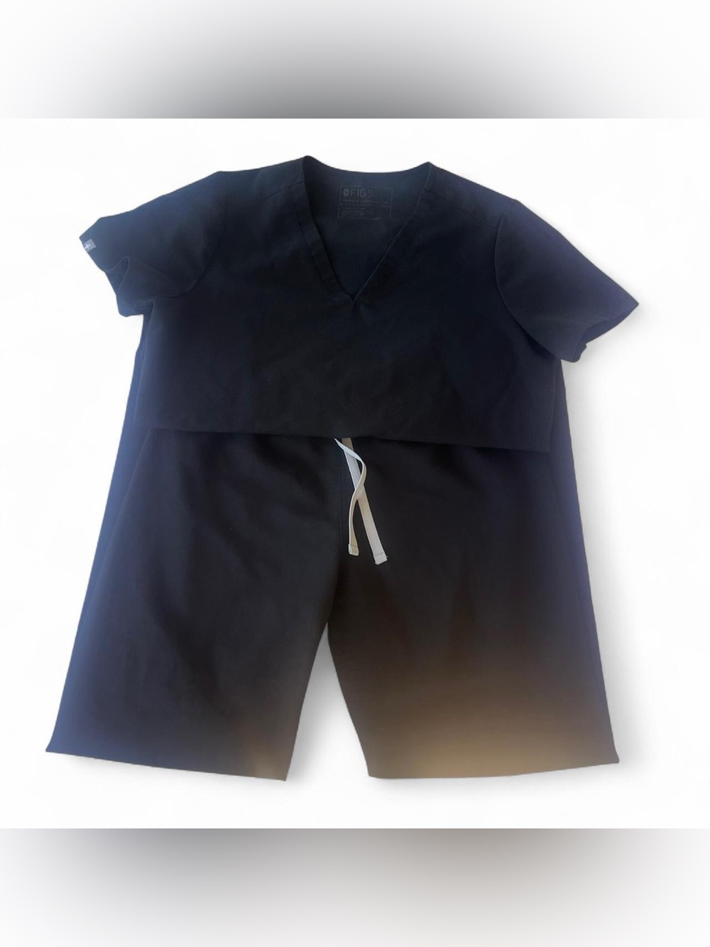 FIGS Black Scrub Set | V-Neck Top & Drawstring Pants | Women’s S